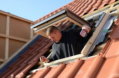Pose de fenêtres de toit Velux à Chamesey